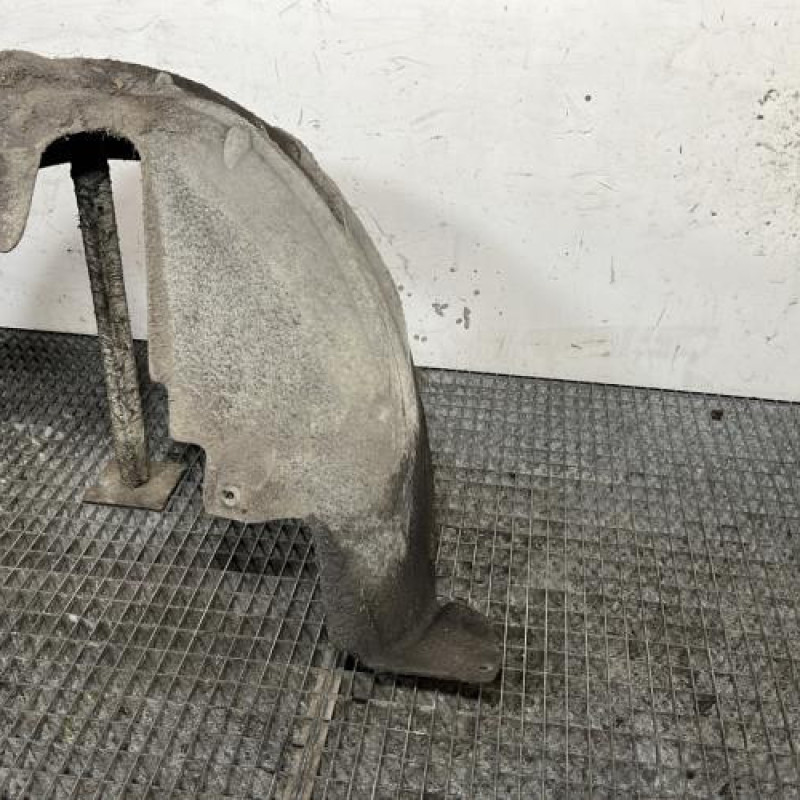 Pare boue arriere droit VOLKSWAGEN GOLF 7 Photo n°3