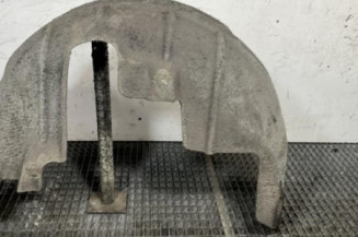 Pare boue arriere gauche VOLKSWAGEN GOLF 7