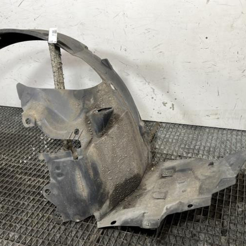 Pare boue avant gauche RENAULT LAGUNA 3 Photo n°3