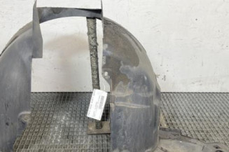 Pare boue avant gauche PEUGEOT 1007 Photo n°1