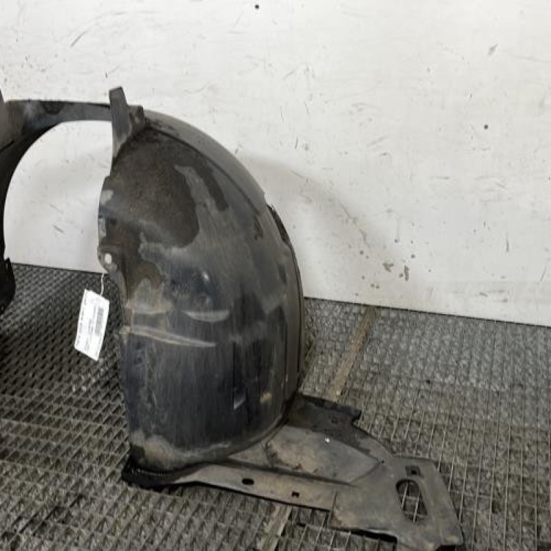 Pare boue avant gauche PEUGEOT 1007 Photo n°3