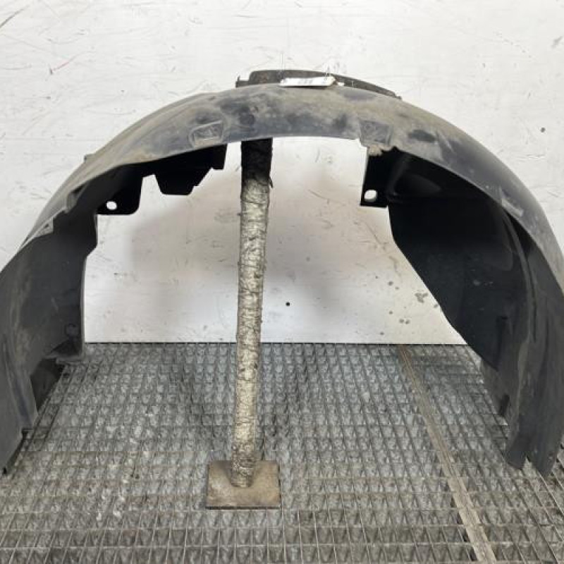 Pare boue avant gauche DACIA SANDERO 2 Photo n°1