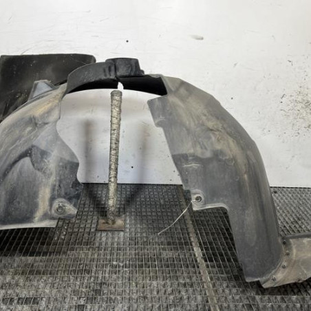 Pare boue avant gauche MERCEDES CLASSE R 251 Photo n°1