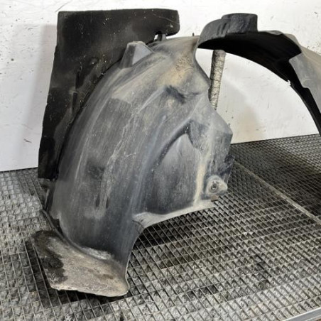 Pare boue avant gauche MERCEDES CLASSE R 251