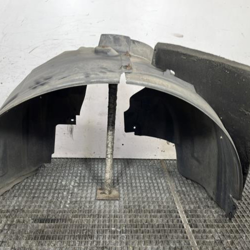 Pare boue avant gauche MERCEDES CLASSE R 251 Photo n°4