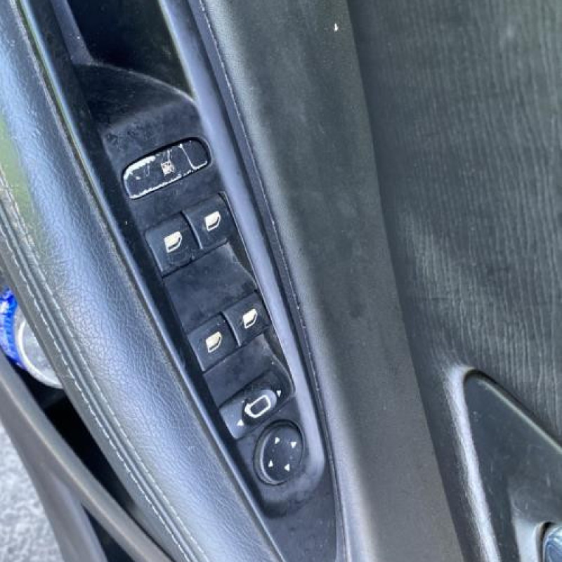 Boitier servitude moteur (BSM) CITROEN C4 1 Photo n°13