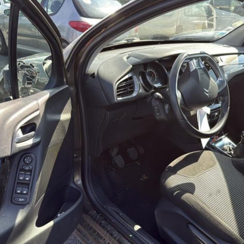 Plage arriere CITROEN C3 2 Photo n°12