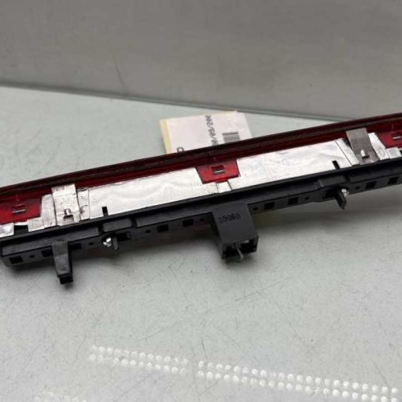 Feu arriere stop central FIAT PUNTO EVO 3 Photo n°2