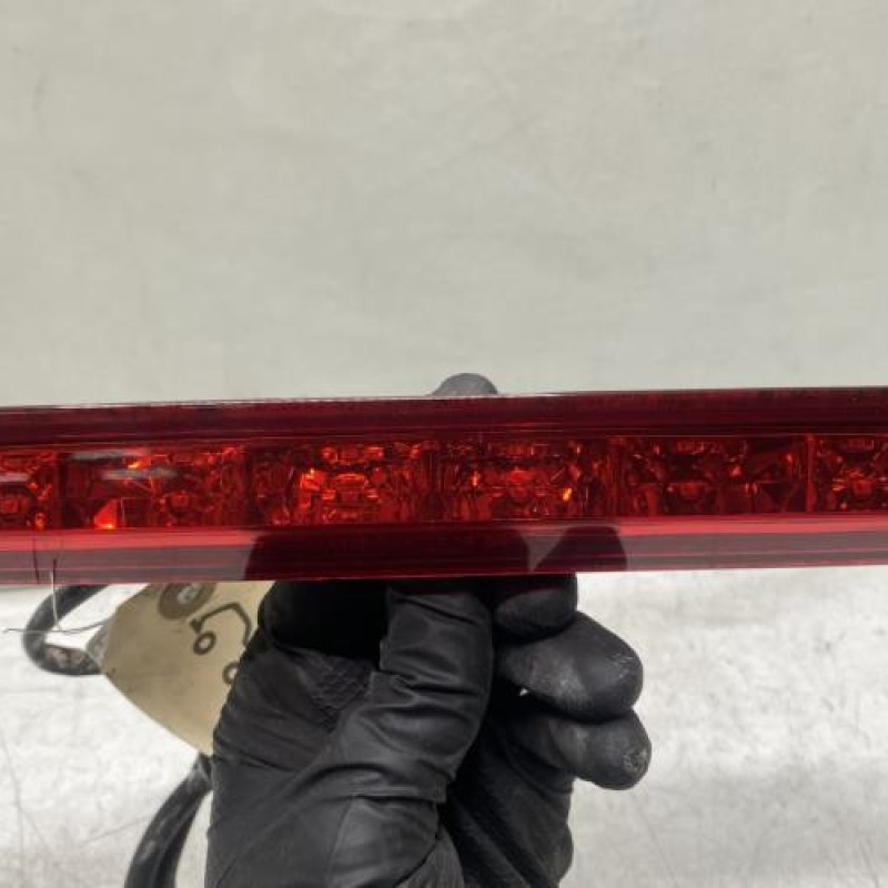 Feu arriere stop central OPEL MOKKA 1 Photo n°1