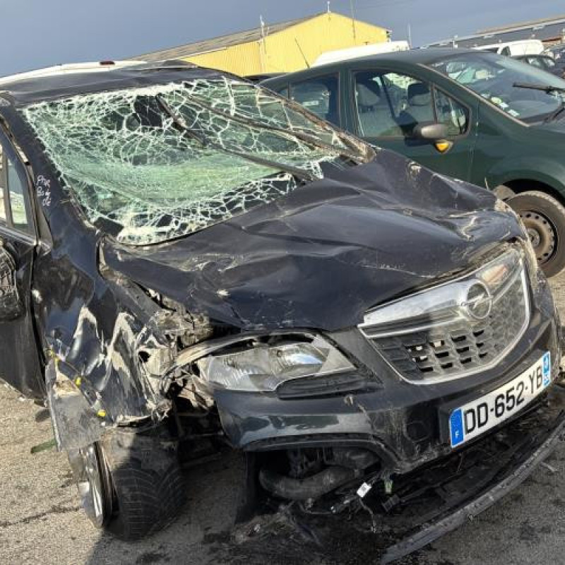 Feu arriere stop central OPEL MOKKA 1 Photo n°14