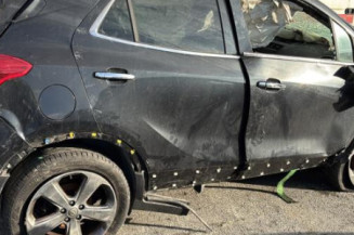 Feu arriere stop central OPEL MOKKA 1