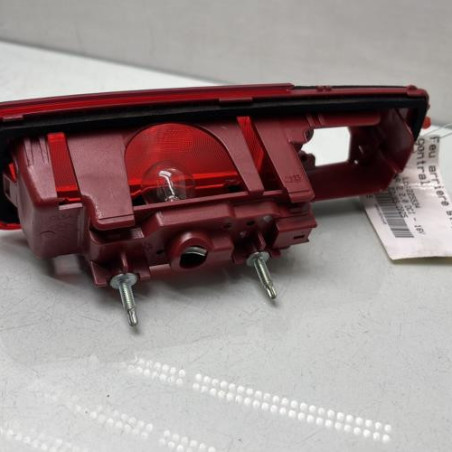 Feu arriere stop central NISSAN PRIMASTAR 2