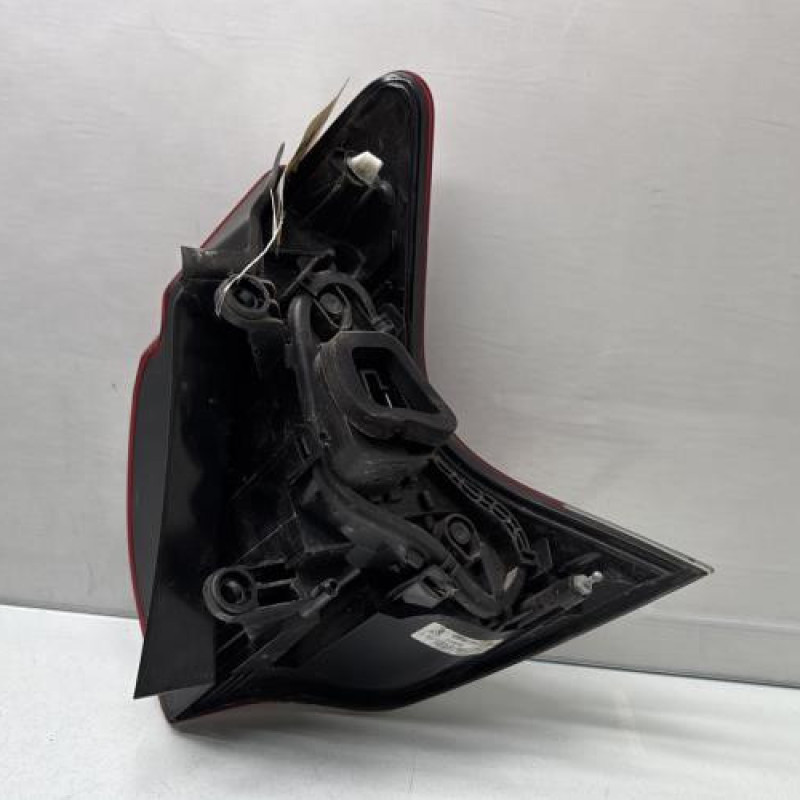 Feu arriere principal gauche (feux) PEUGEOT 3008 1 Photo n°2