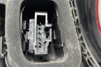 Feu arriere principal gauche (feux) PEUGEOT 3008 1