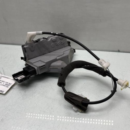 Serrure arriere droit PEUGEOT 3008 1