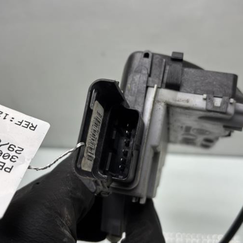 Serrure arriere droit PEUGEOT 3008 1 Photo n°5