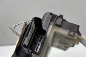 Serrure avant droit PEUGEOT 3008 1