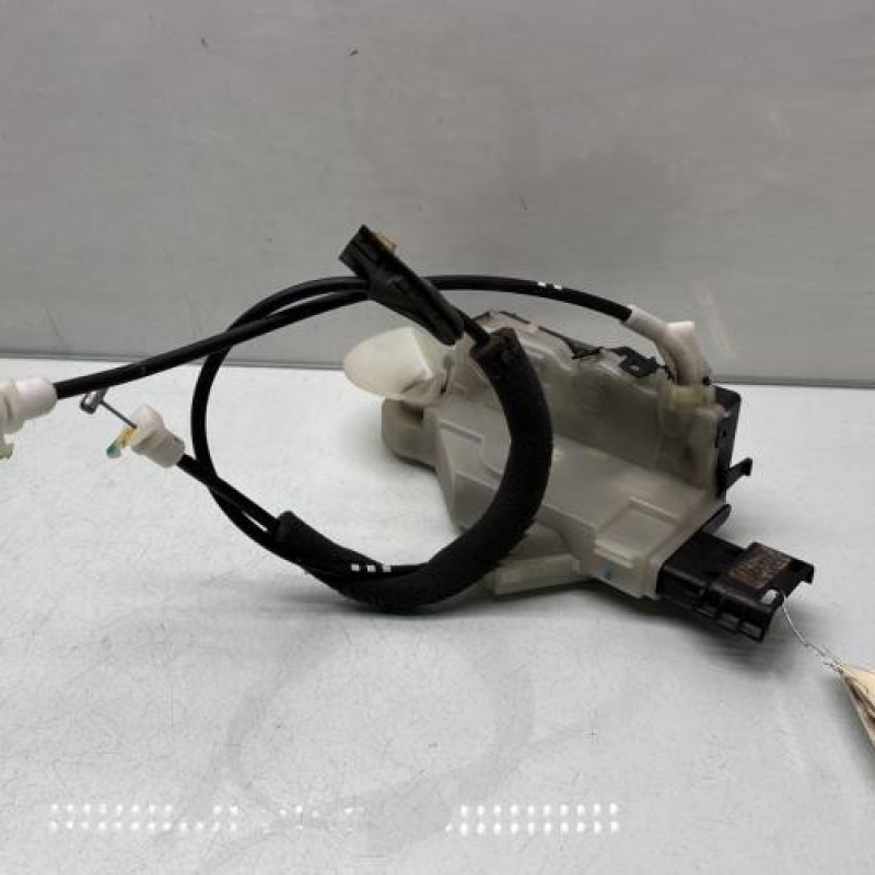 Serrure avant gauche PEUGEOT 3008 1 Photo n°2