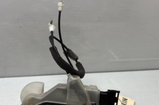 Serrure avant gauche PEUGEOT 3008 1