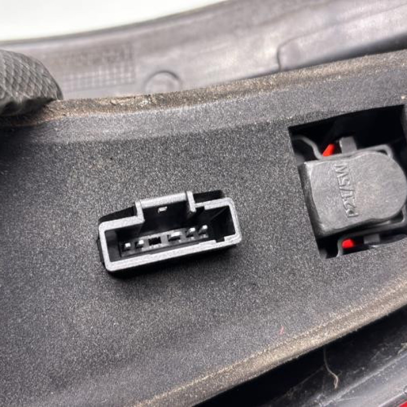 Feu arriere principal gauche (feux) DACIA SANDERO 1 Photo n°3