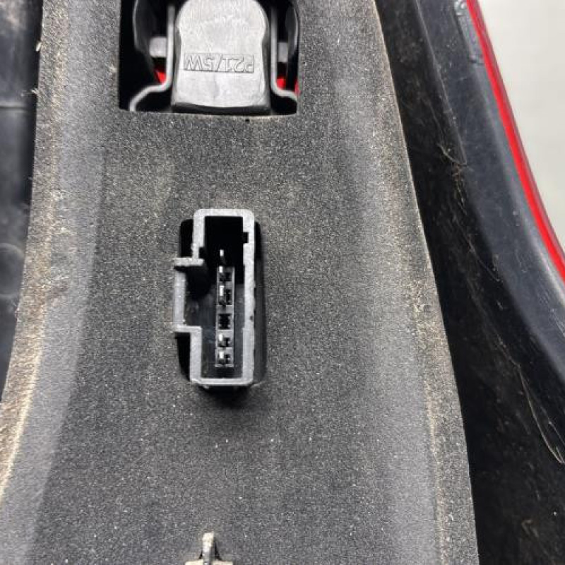 Feu arriere principal gauche (feux) DACIA SANDERO 1 Photo n°3