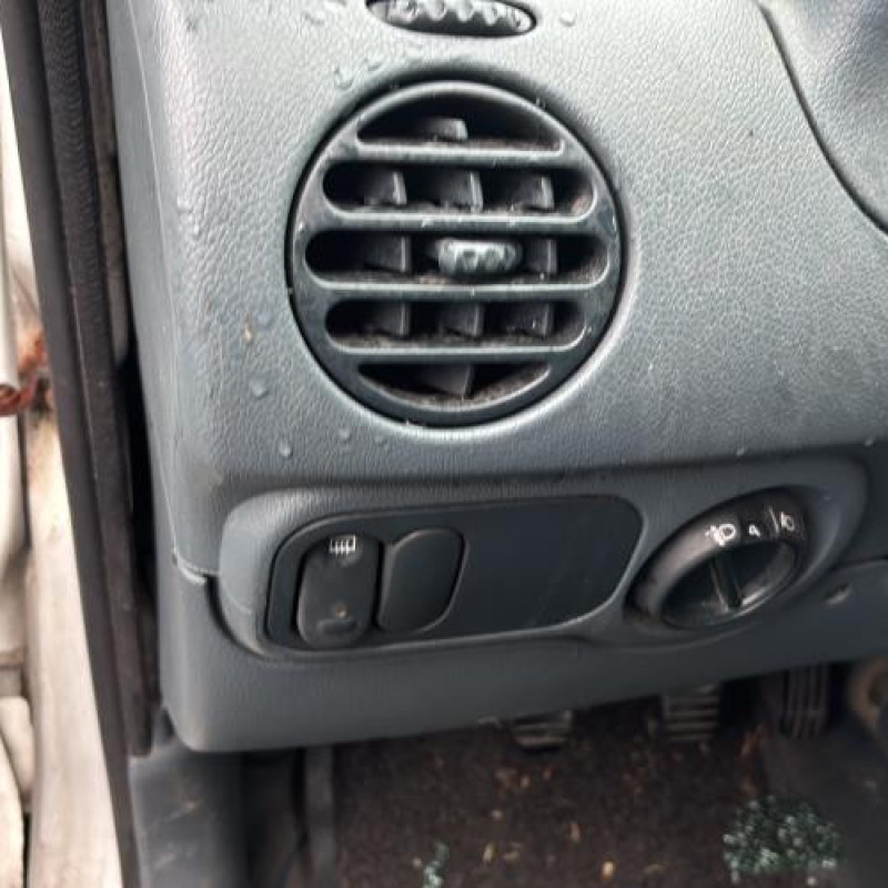 Serrure avant gauche RENAULT KANGOO 1 Photo n°18