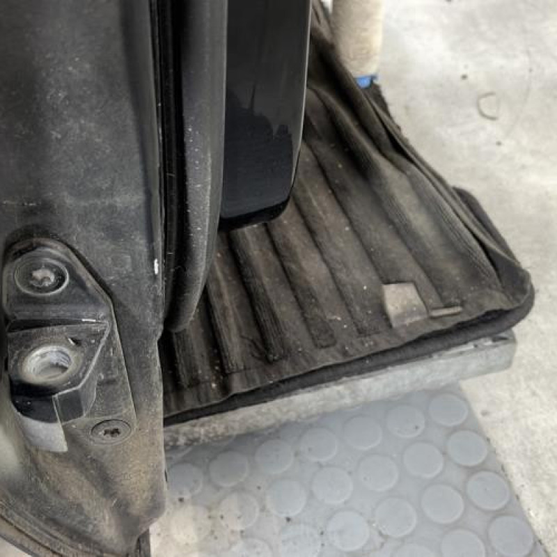 Porte avant droit MERCEDES CLASSE B 245 Photo n°3