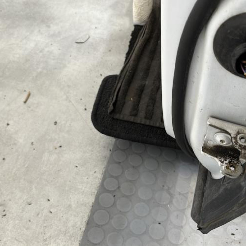 Porte avant gauche PEUGEOT 308 2 Photo n°5