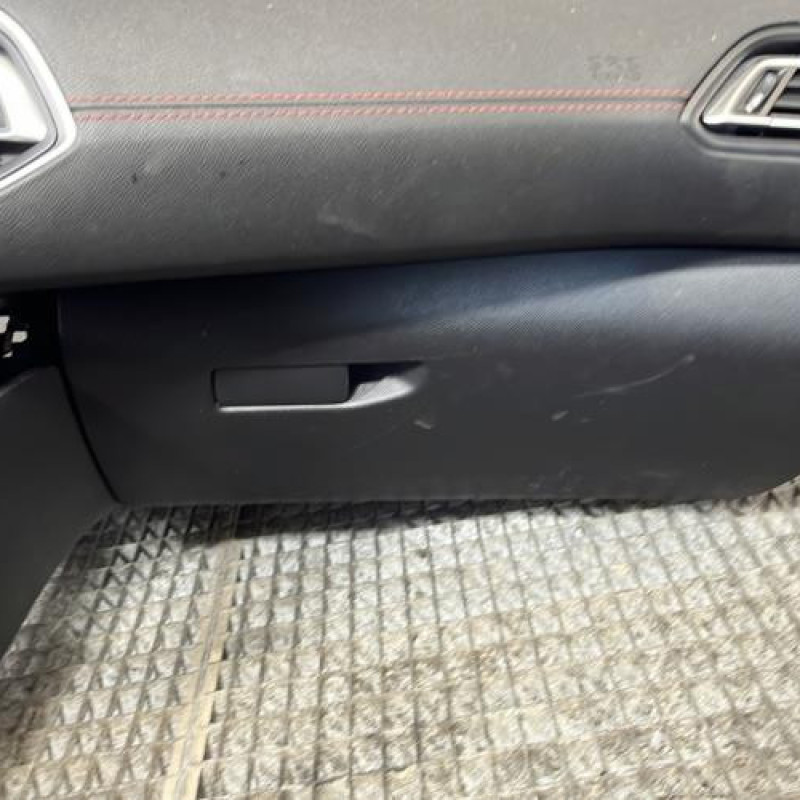 Planche de bord complete PEUGEOT 308 2 Photo n°7