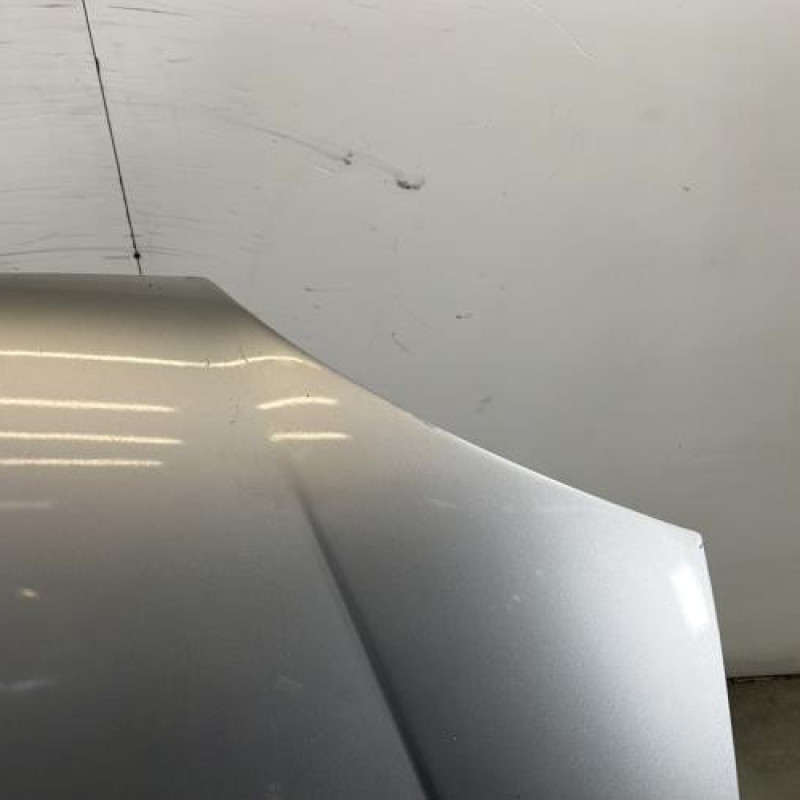 Capot FORD FIESTA 4 Photo n°3