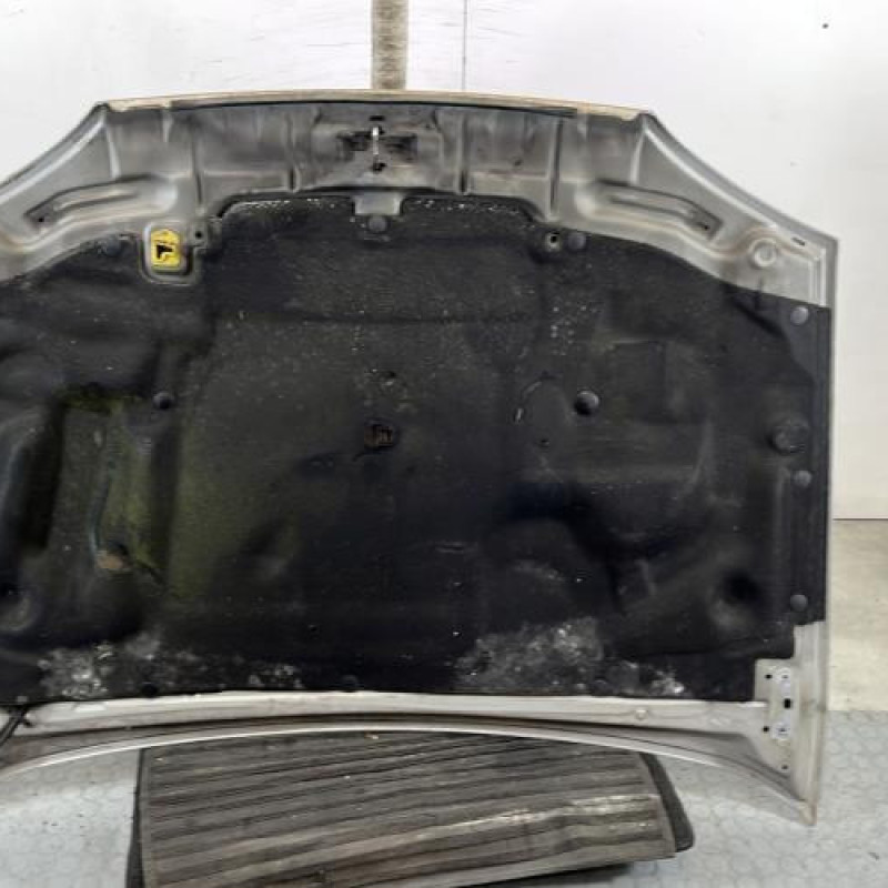 Capot FORD FIESTA 4 Photo n°6