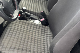 TOYOTA IQ 1.0i - 12V