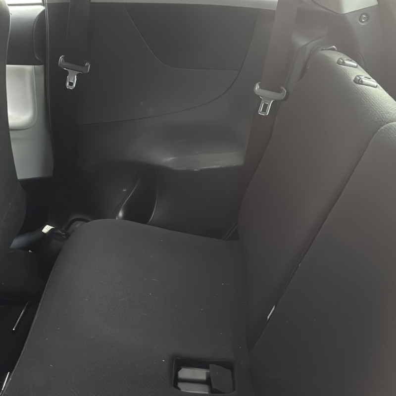 TOYOTA IQ 1.0i - 12V Photo n°15