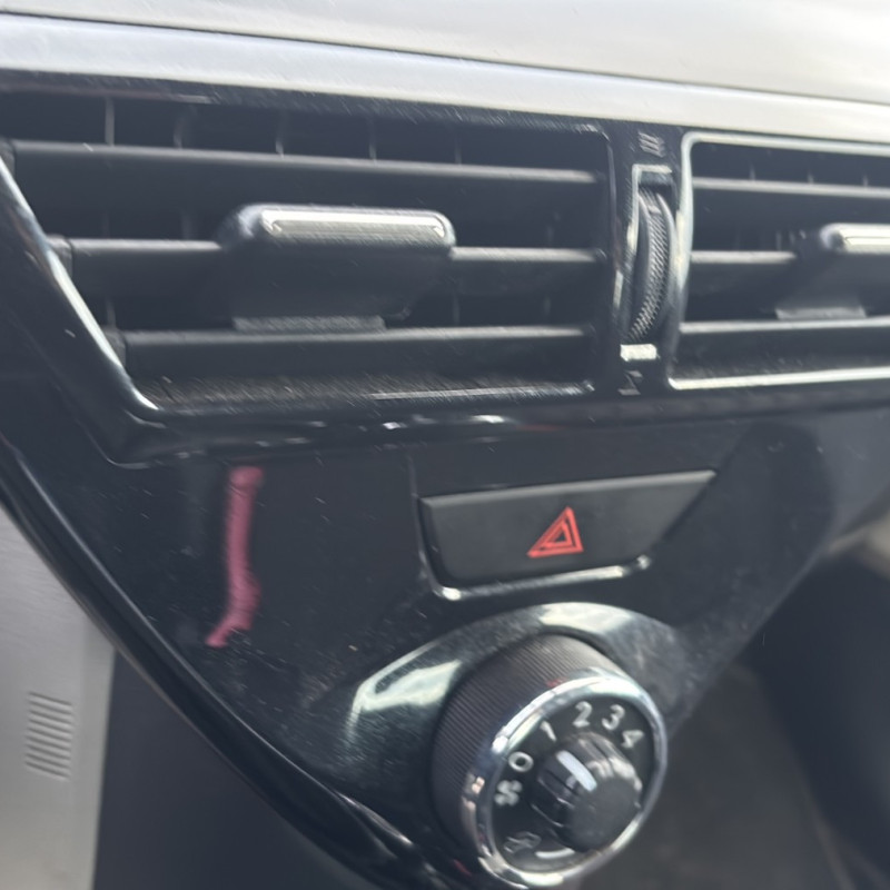 TOYOTA IQ 1.0i - 12V Photo n°20