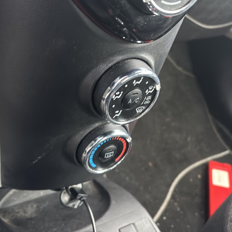 TOYOTA IQ 1.0i - 12V Photo n°21