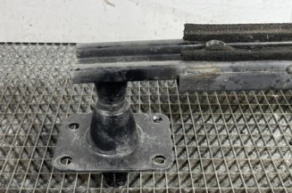 Renfort pare choc avant (traverse) PEUGEOT 5008 1