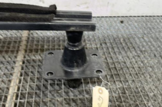 Renfort pare choc avant (traverse) PEUGEOT 5008 1