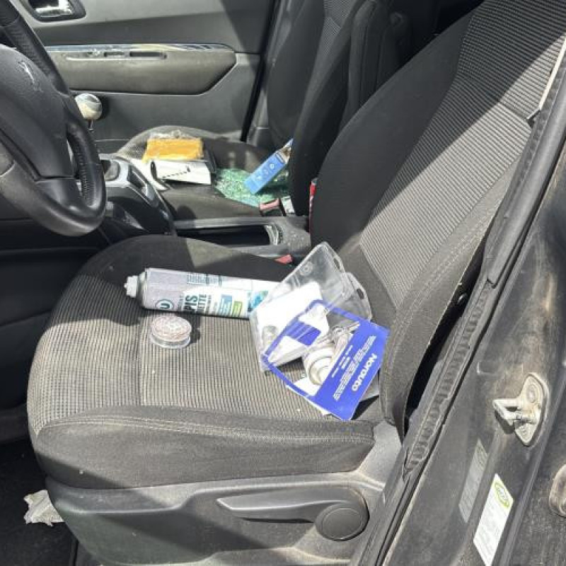 Renfort pare choc avant (traverse) PEUGEOT 5008 1 Photo n°16