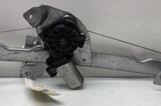 Leve vitre electrique avant droit DACIA SANDERO 1