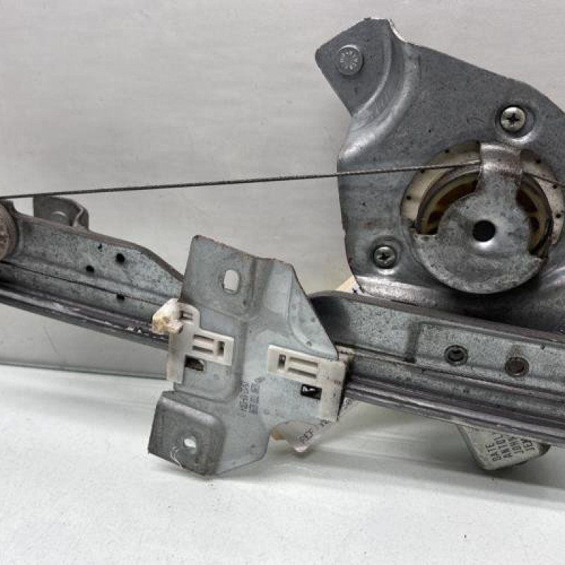 Leve vitre electrique avant gauche DACIA SANDERO 1 Photo n°2