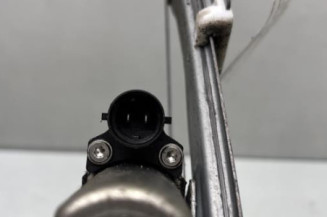 Leve vitre electrique avant gauche DACIA SANDERO 1