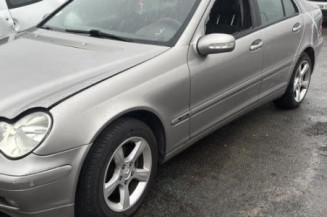 Serrure avant droit MERCEDES CLASSE C 203