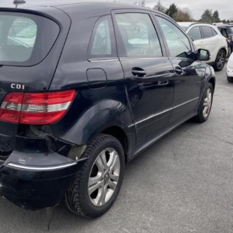 Renfort pare choc avant (traverse) MERCEDES CLASSE B 245 Photo n°7