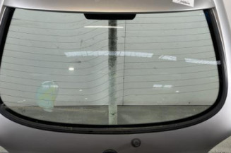 Malle/Hayon arriere FORD FIESTA 4 Photo n°1