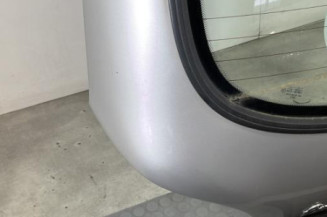 Malle/Hayon arriere FORD FIESTA 4