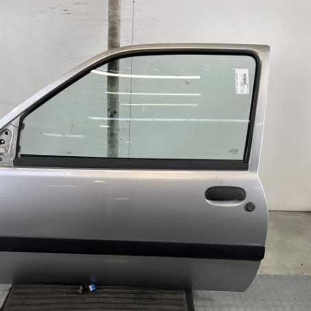 Porte avant gauche FORD FIESTA 4 Photo n°1