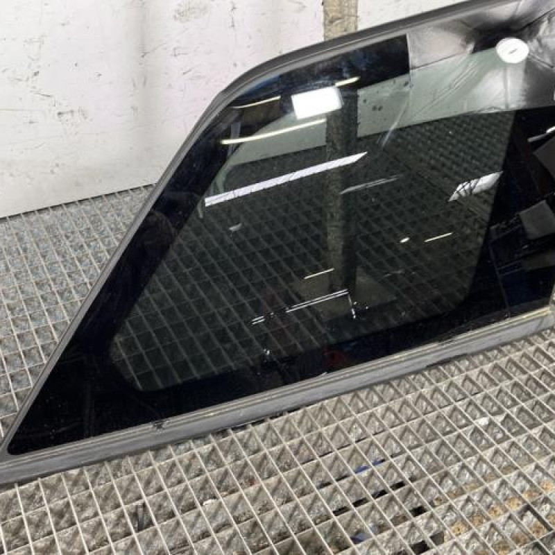 Custode arriere droit PEUGEOT 5008 2 Photo n°2