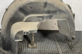 Pare boue arriere gauche PEUGEOT 5008 2