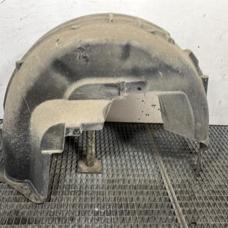 Pare boue arriere gauche PEUGEOT 5008 2 Photo n°2