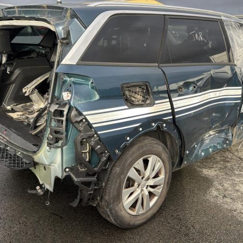 Pare boue arriere gauche PEUGEOT 5008 2 Photo n°9